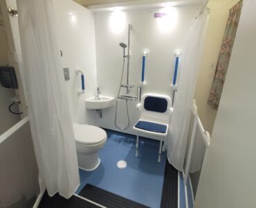 Photo of an Internal Mini WashPod that was used to help an elderly relative get home from hospital and convalesce